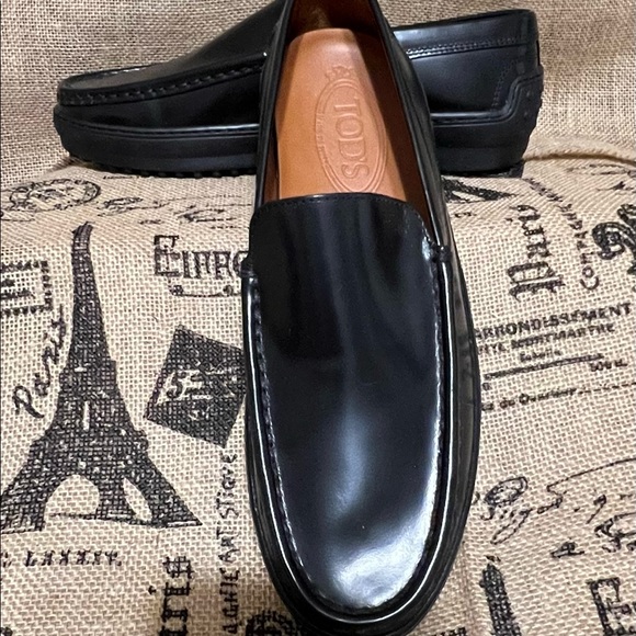 Tod's Shoes - TOD’S Slip on loafers